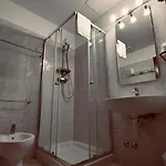 Отель Roma 3*