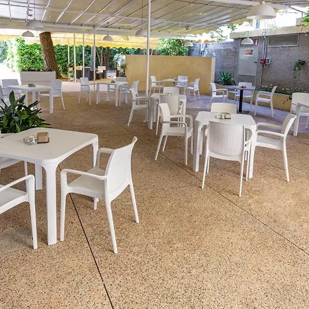 Hotel Roma