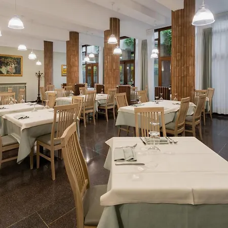 Hotel Roma